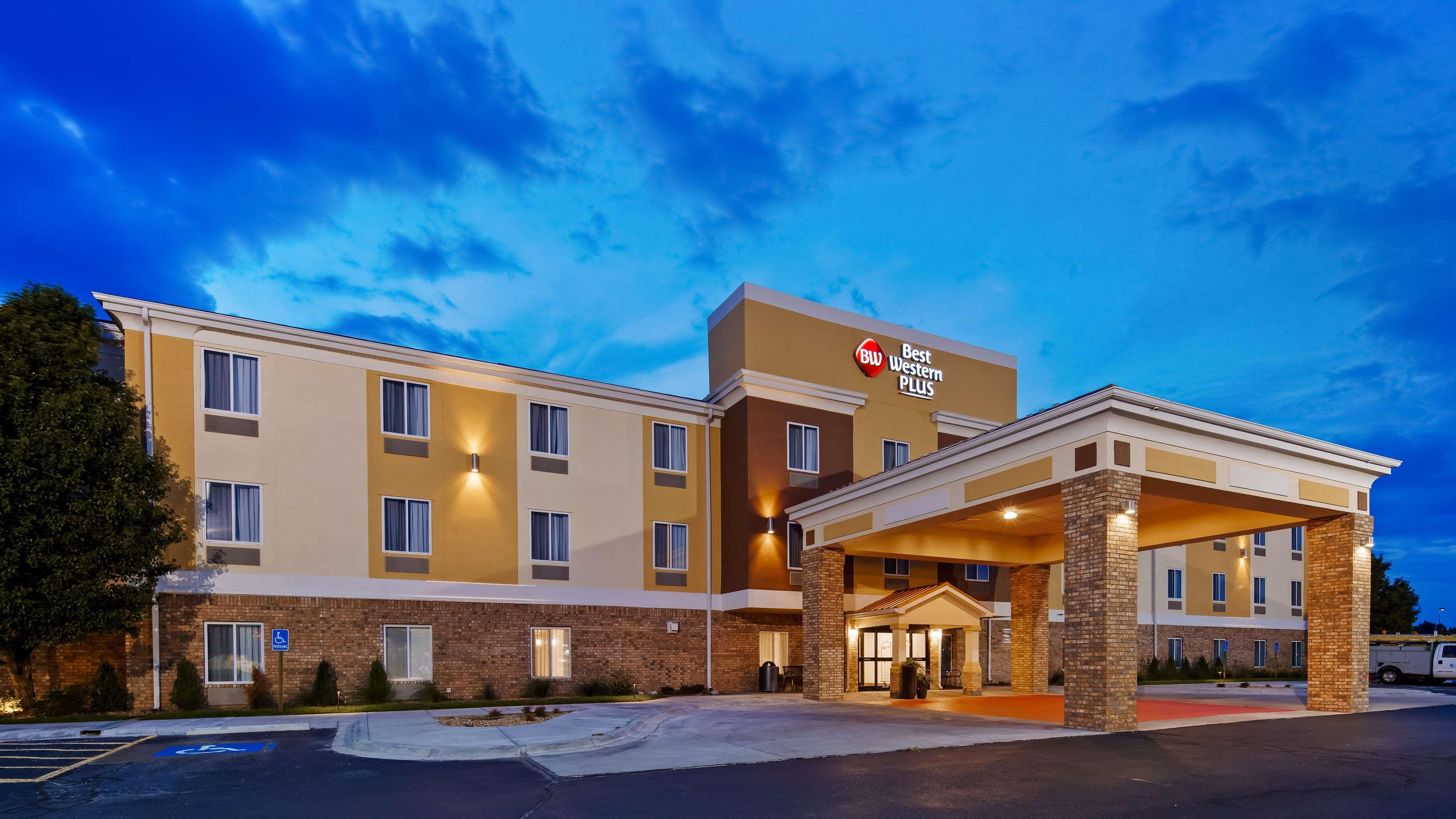 Best Western Plus Liberal Hotel & Suites Exterior photo